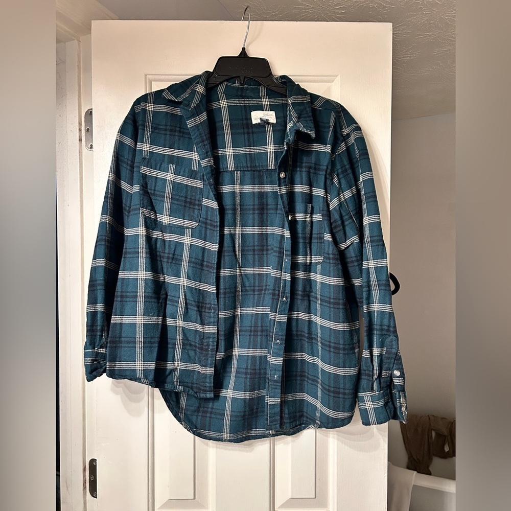 Dark Green Universal Thread Flannel